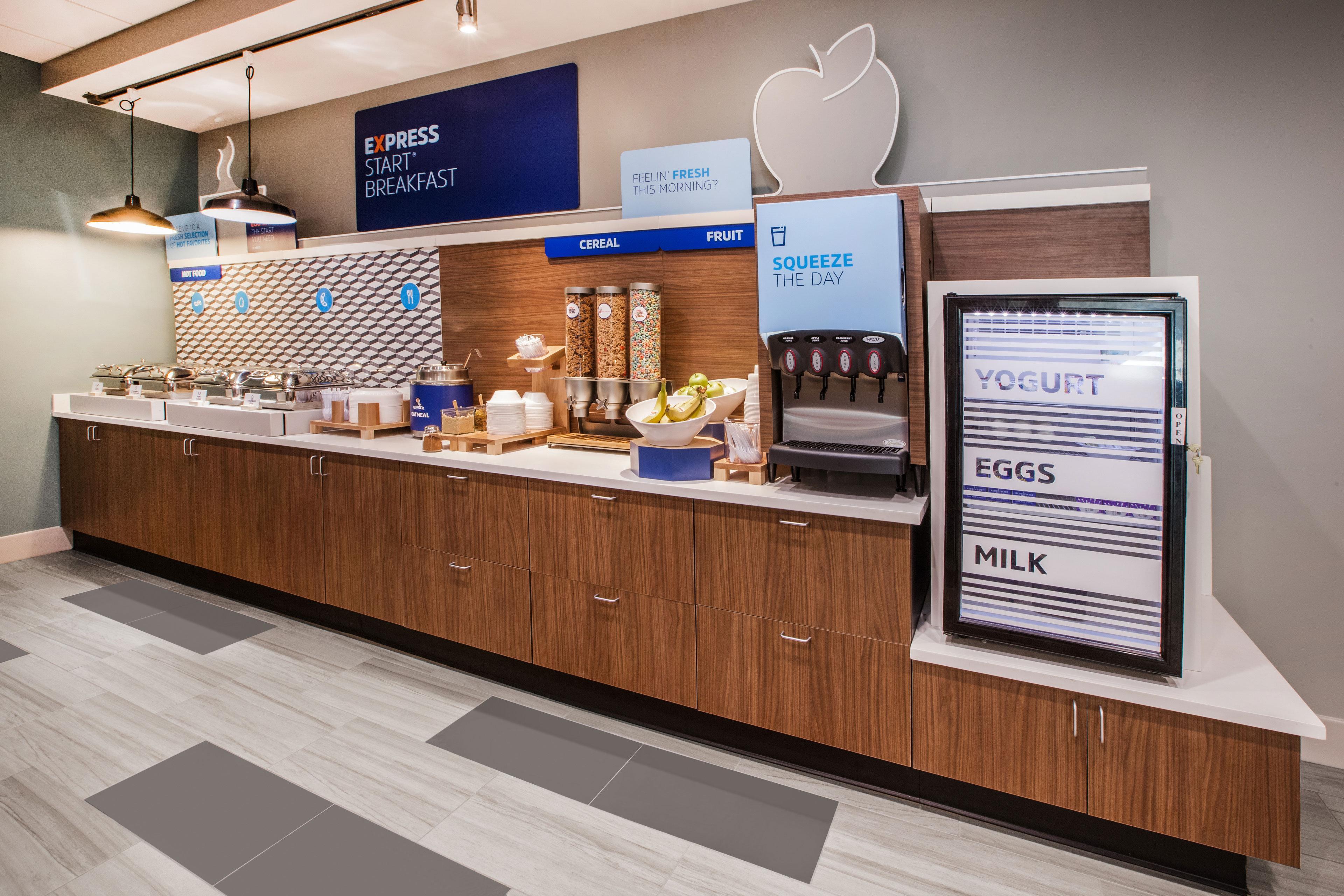 Holiday Inn Express Hotel & Suites Grand Blanc By Ihg Exterior foto