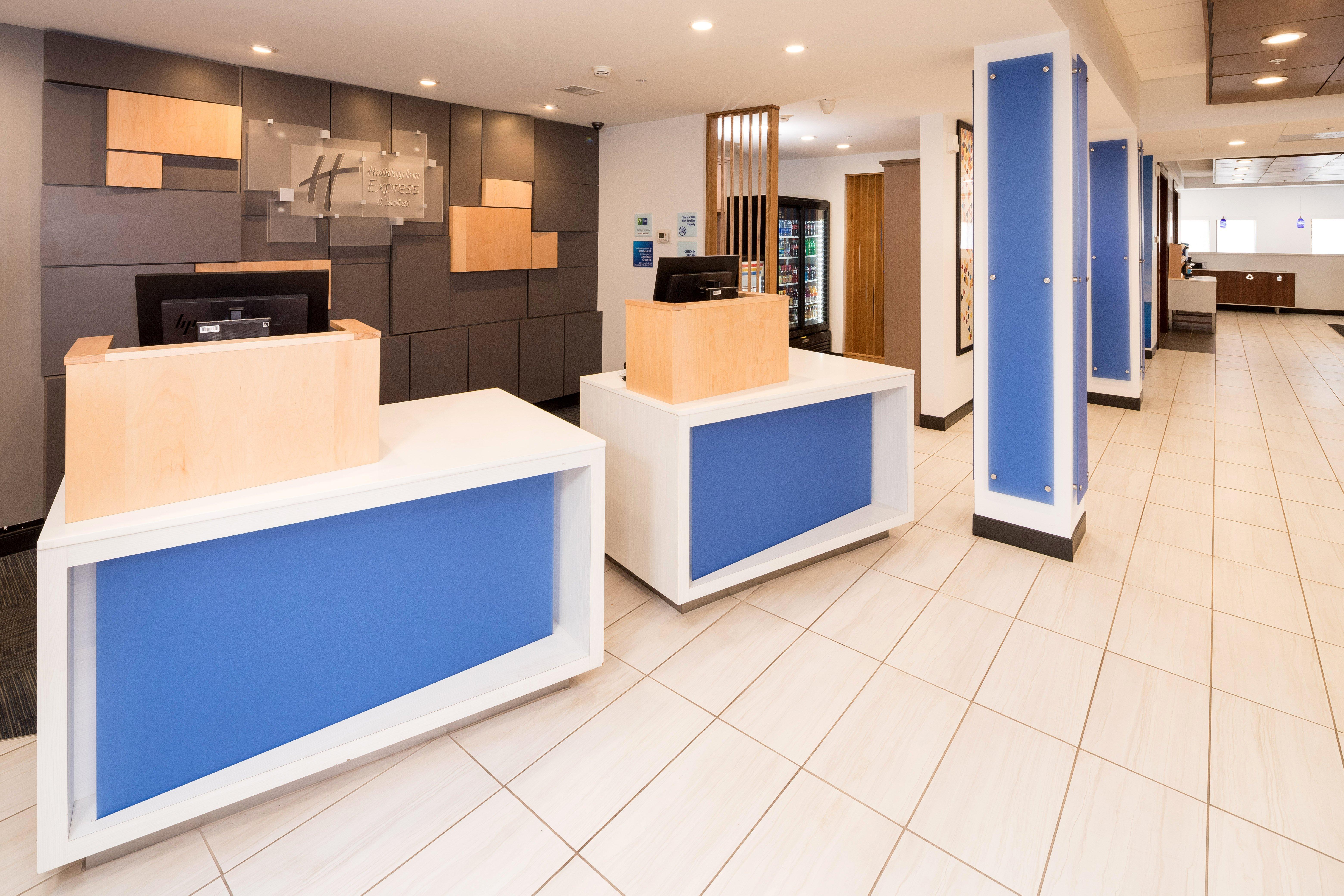 Holiday Inn Express Hotel & Suites Grand Blanc By Ihg Exterior foto