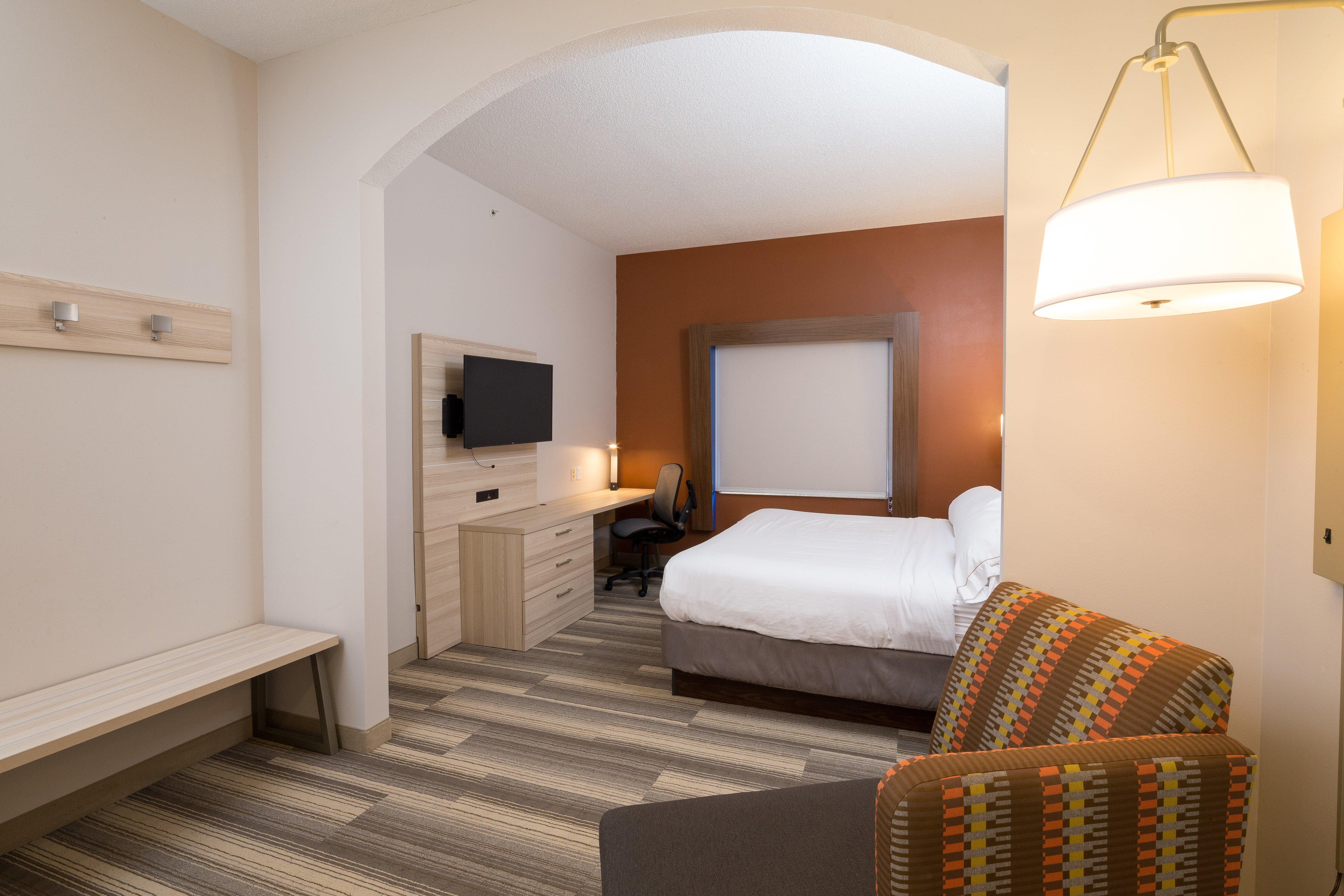 Holiday Inn Express Hotel & Suites Grand Blanc By Ihg Exterior foto