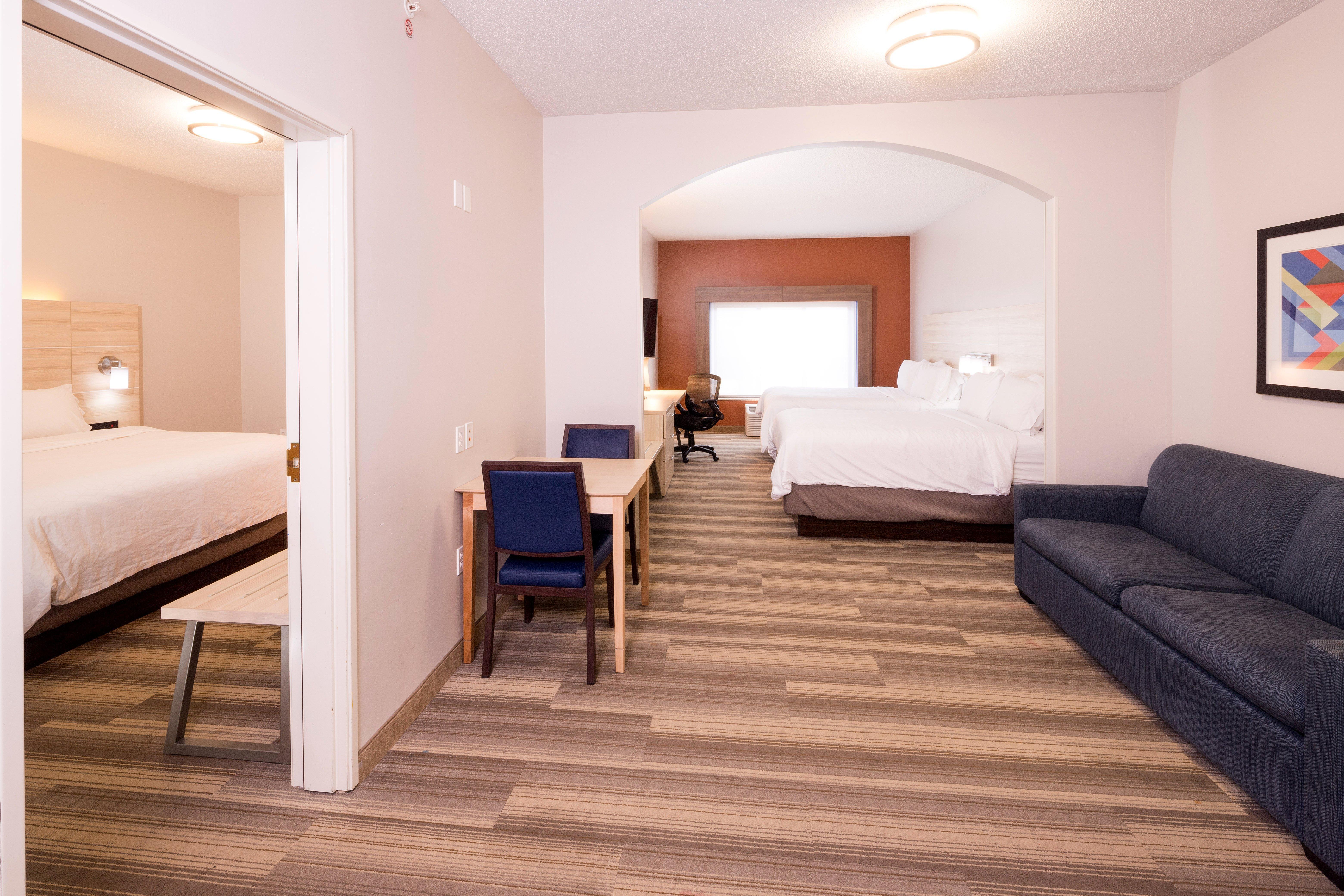 Holiday Inn Express Hotel & Suites Grand Blanc By Ihg Exterior foto