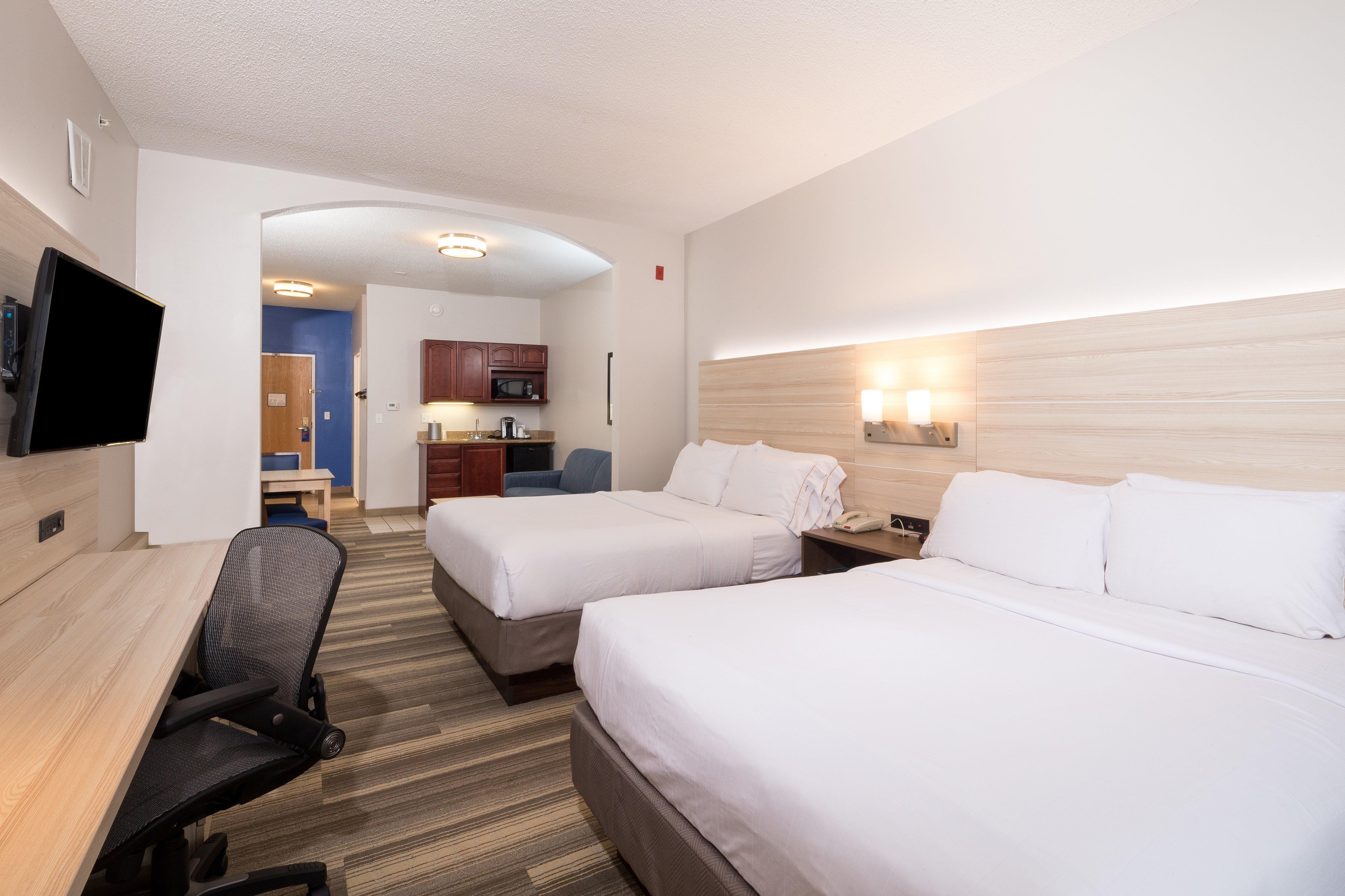 Holiday Inn Express Hotel & Suites Grand Blanc By Ihg Exterior foto